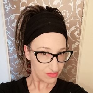 Meet your Posher, Kristina